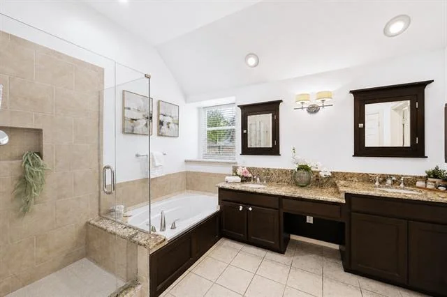 Photo of 306 Fairfax Drive