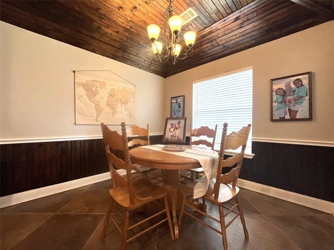 Photo of 106 Meadowlark Drive