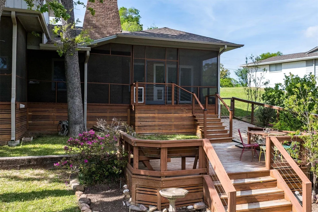 Photo of 316 Oak Lane