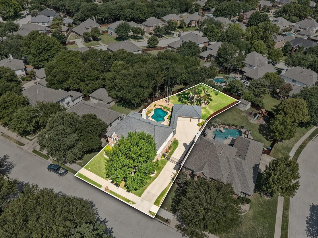 Photo of 1607 Forest Bend Lane