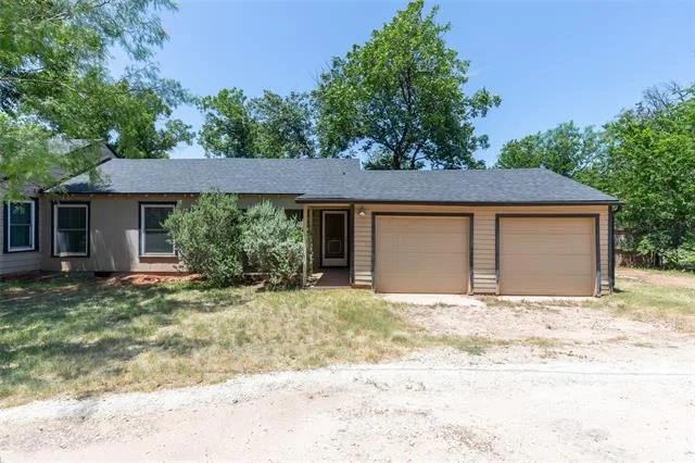 Photo of 757 Davis Drive