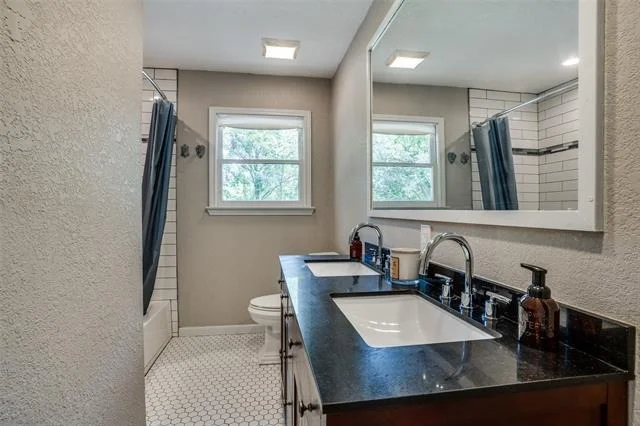 Photo of 413 Ruby Road