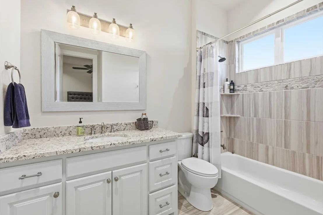 Photo of 7105 W Hells Gate Drive