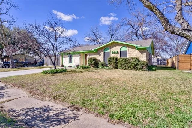 Photo of 1101 Sunset Drive