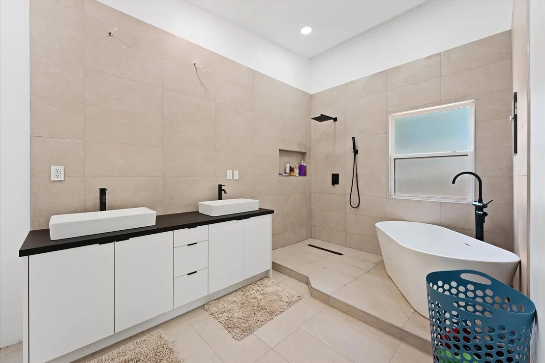 Photo of 9732 Mackenzie Brook