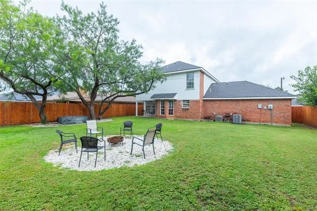 Photo of 1550 Friars Street