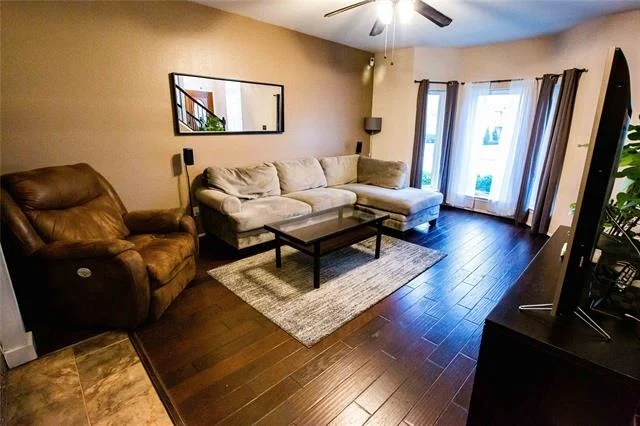 Photo of 348 Leisure Lane