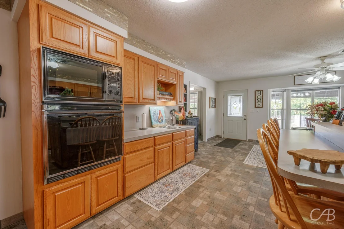 Photo of 155 Lakeview Drive