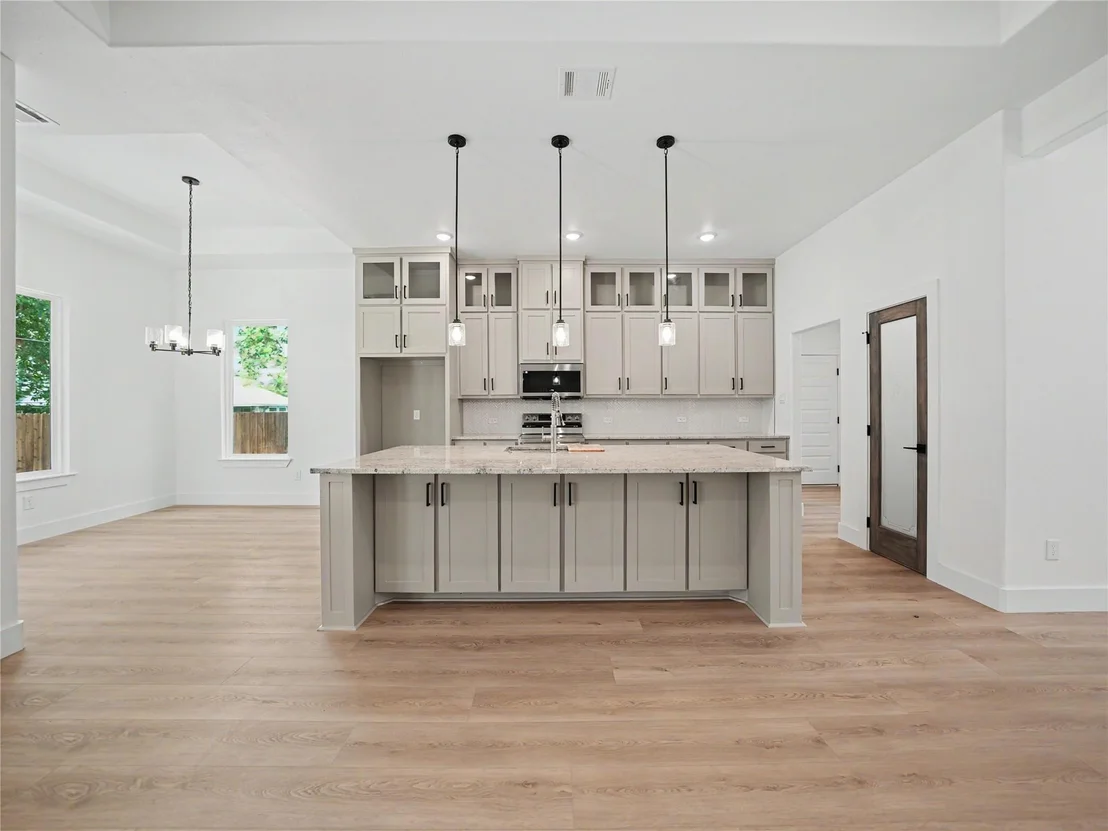 Photo of 113 Dennis Drive
