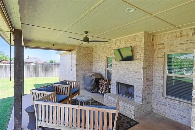 Photo of 6618 Summerwood Trail