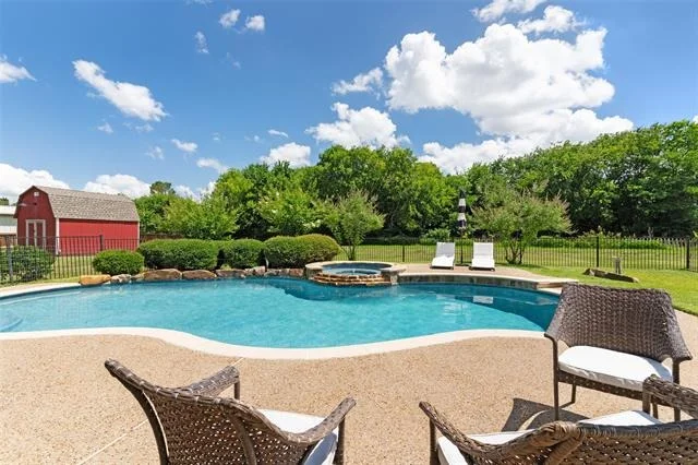 Photo of 2305 Silver Maple Drive