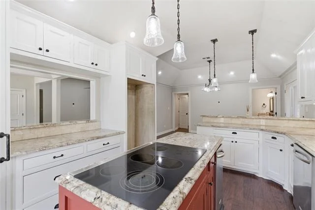 Photo of 1515 Oak Forest Drive