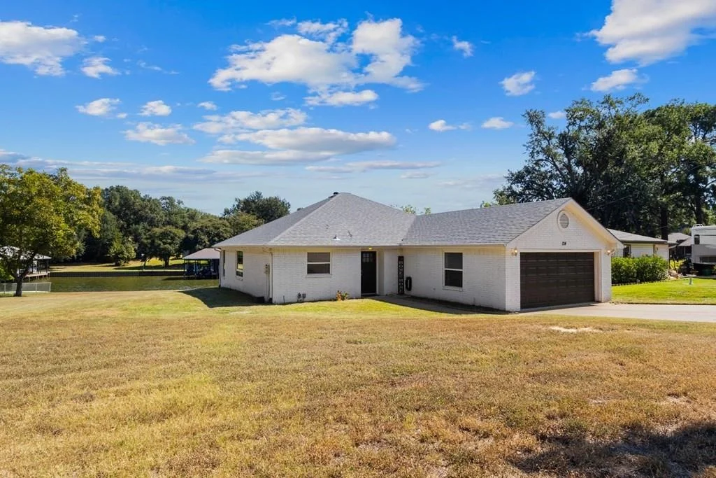 Photo of 124 Peninsula Point Terrace