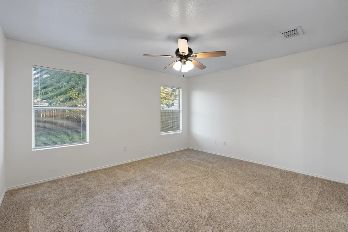 Photo of 1128 Boxwood Drive