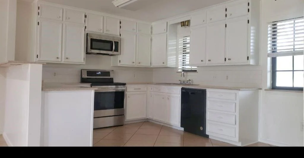 Photo of 2524 Mockingbird Road