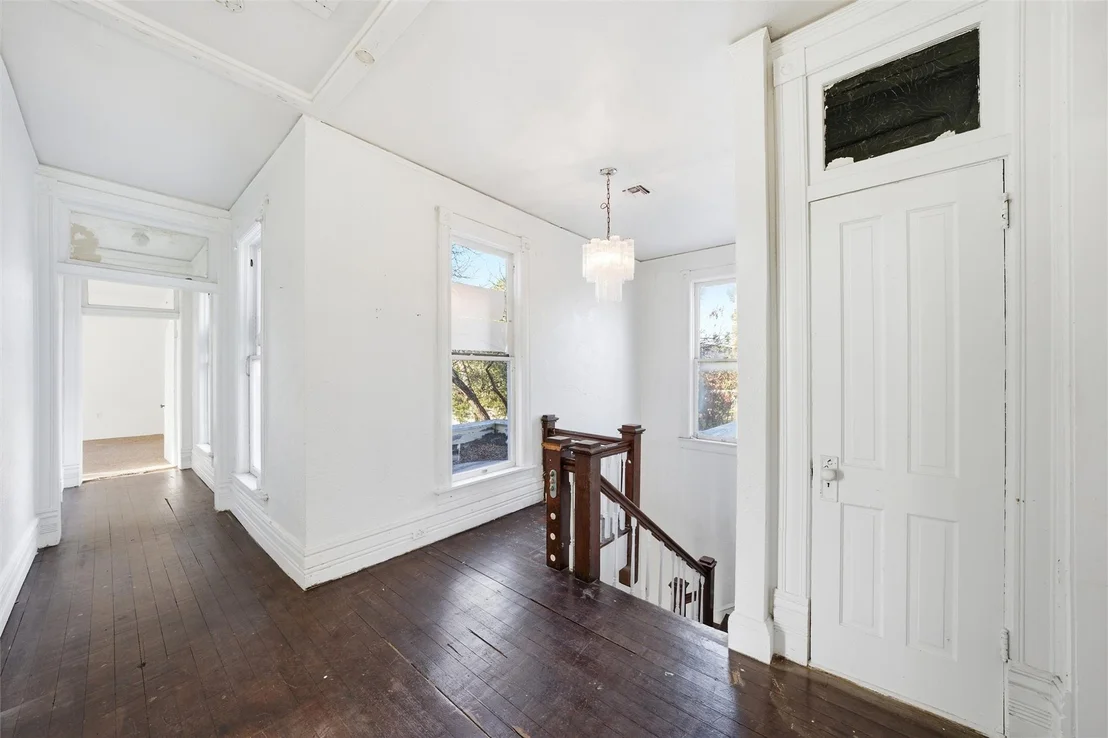 Photo of 1601 Columbus Avenue