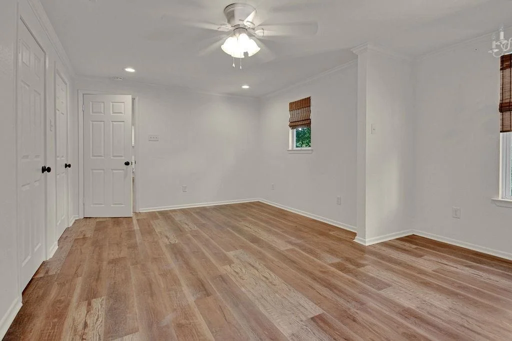 Photo of 224 Hideaway Lane E