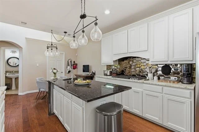 Photo of 8644 Forest Glen Drive