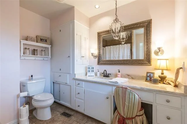 Photo of 1533 Elmwood Drive