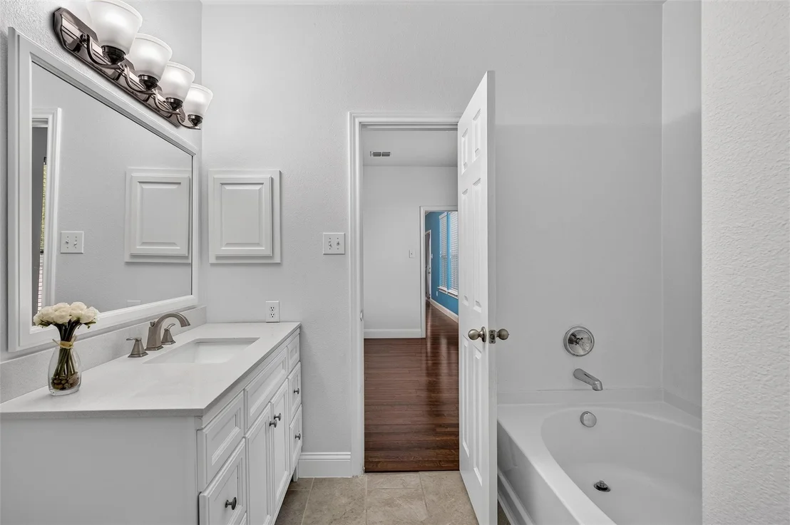 Photo of 534 Laurel Lane