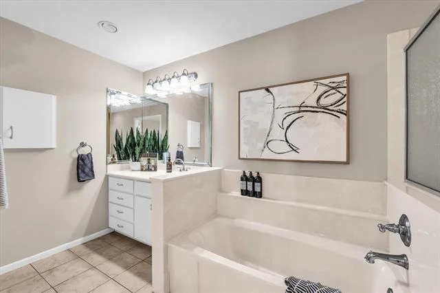 Photo of 5709 Silver Lake Circle