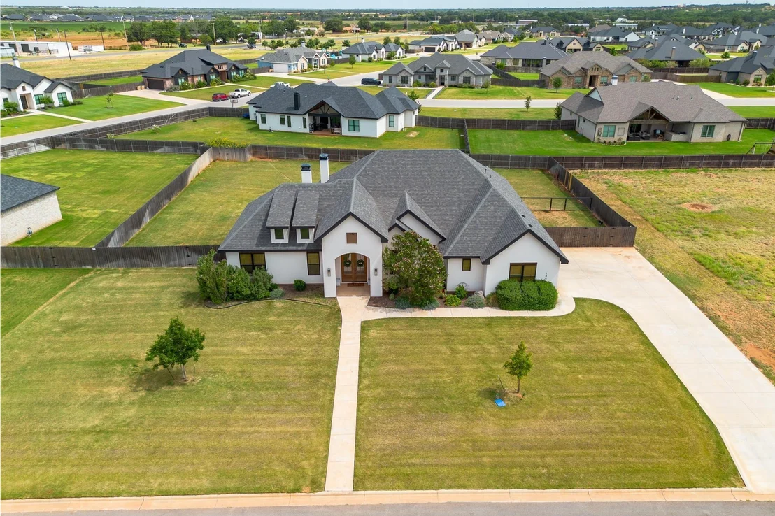 Photo of 186 Gainesway Drive