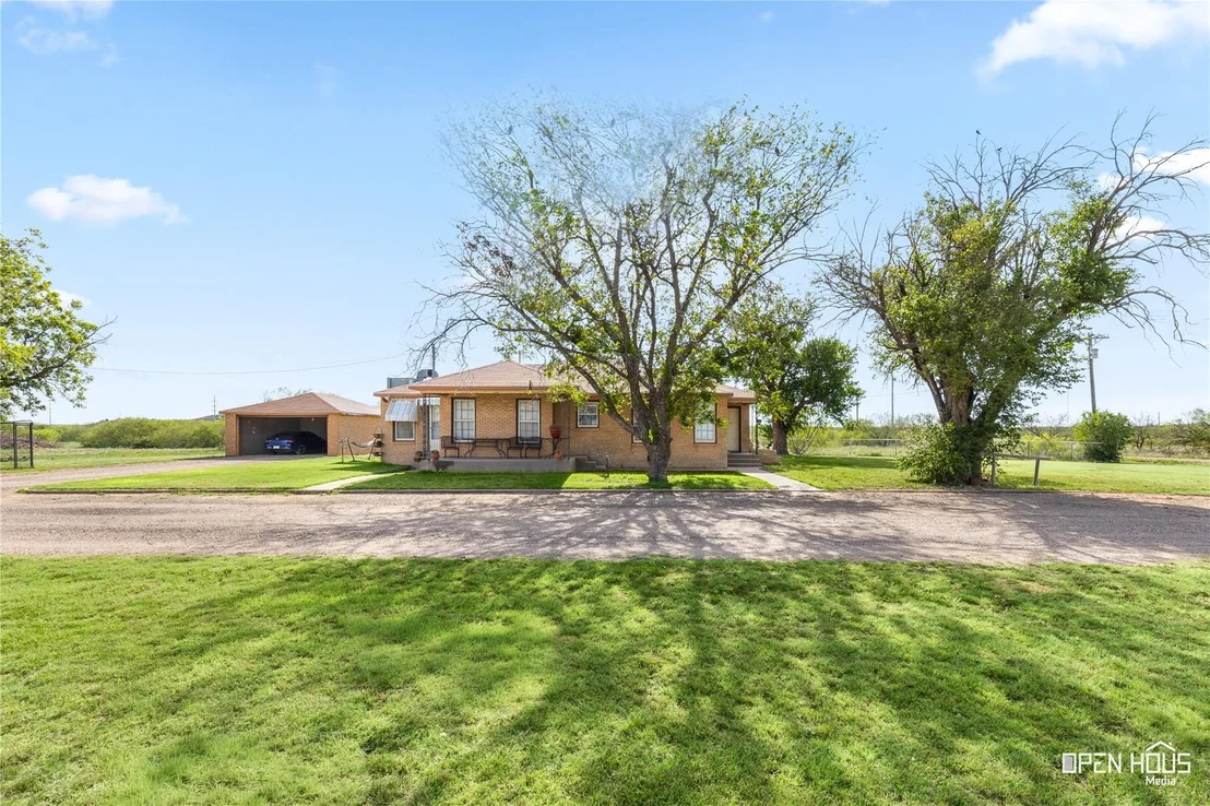 Photo of 1593 Irvin Road