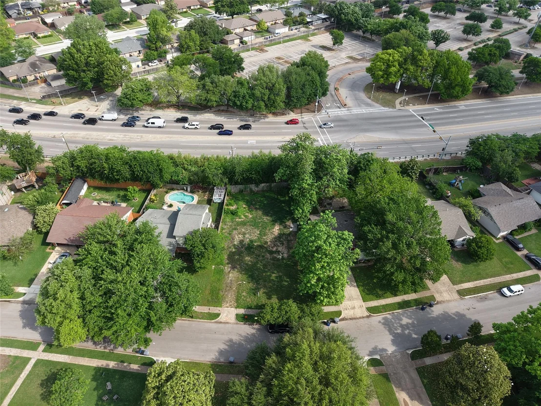 Photo of 7231 Syracuse Drive