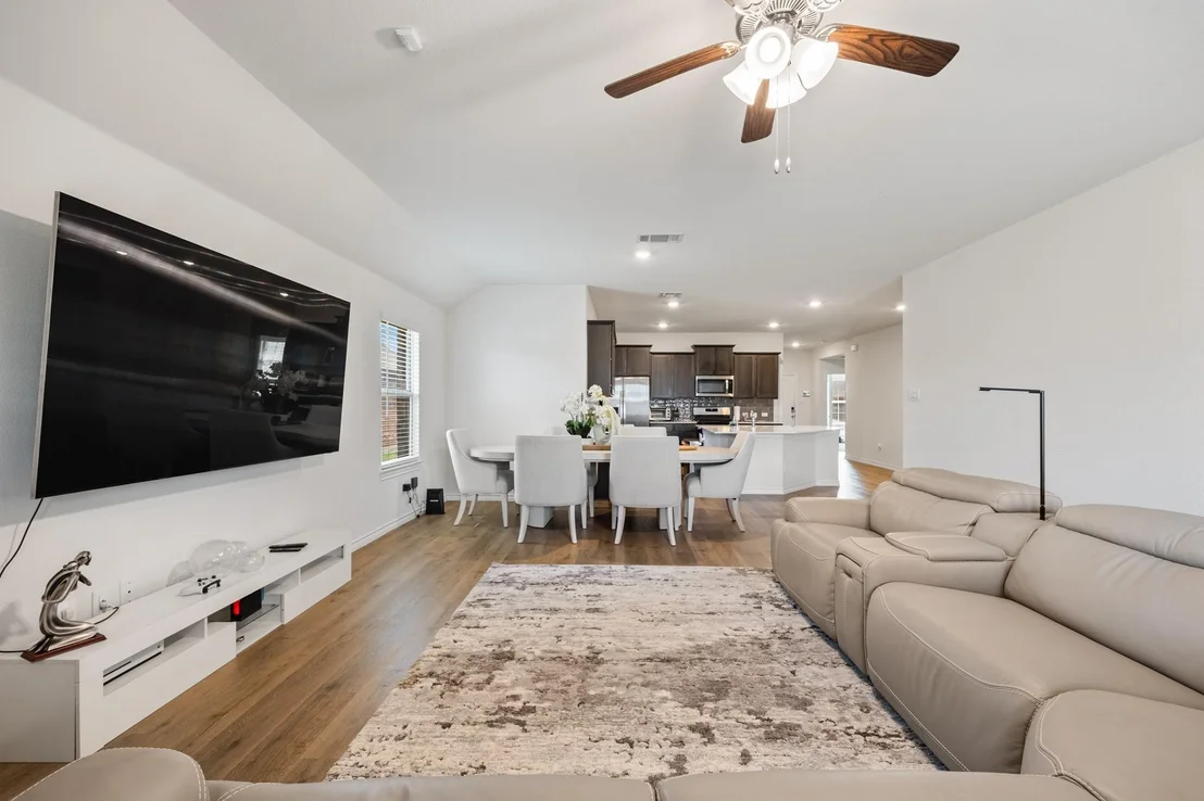 Photo of 307 Warbler Way