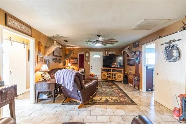 Photo of 1112 Shaney Lane