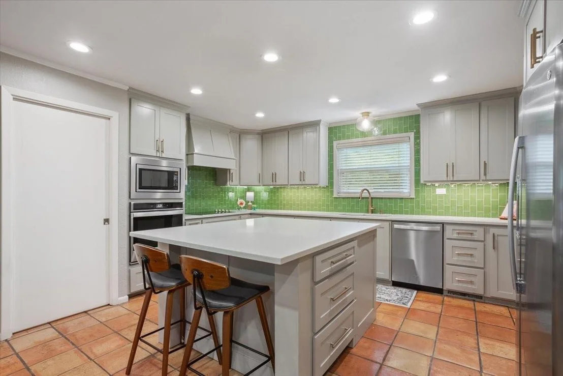 Photo of 2424 Richards Drive