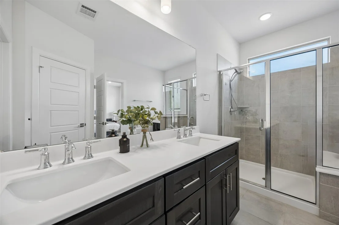 Photo of 621 Hummingbird Drive
