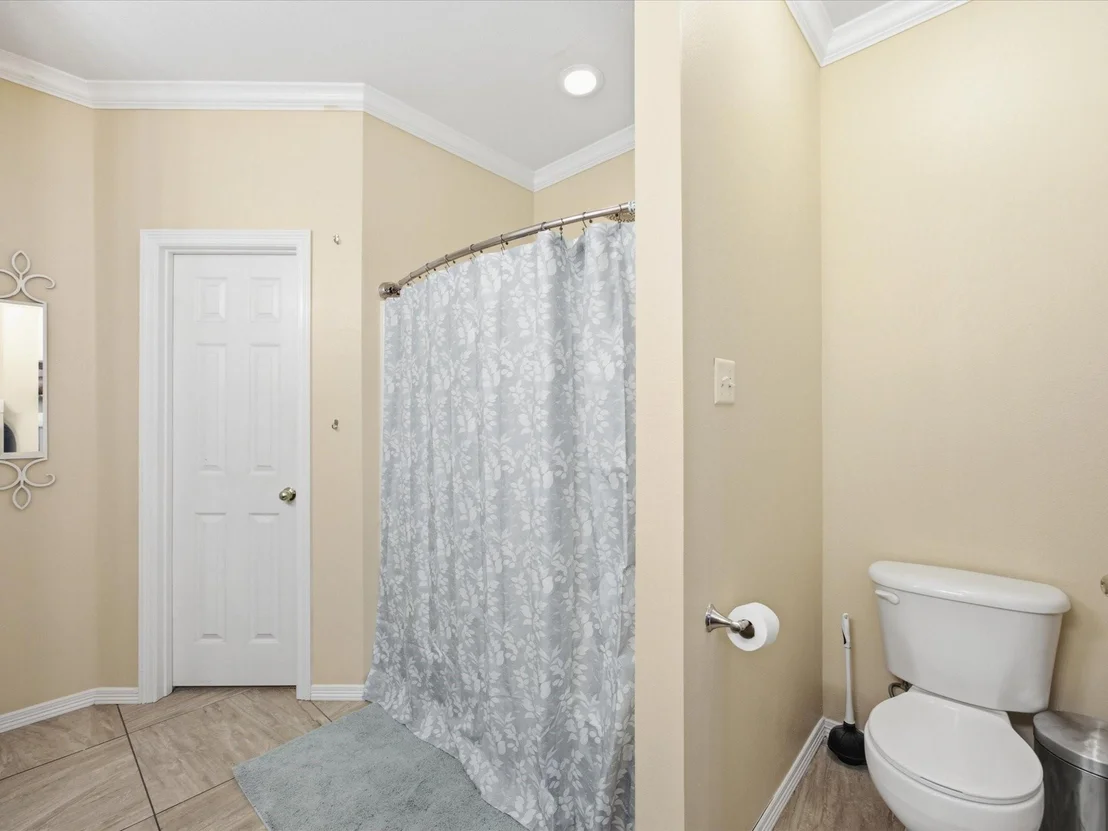 Photo of 5004 Vaquero Drive