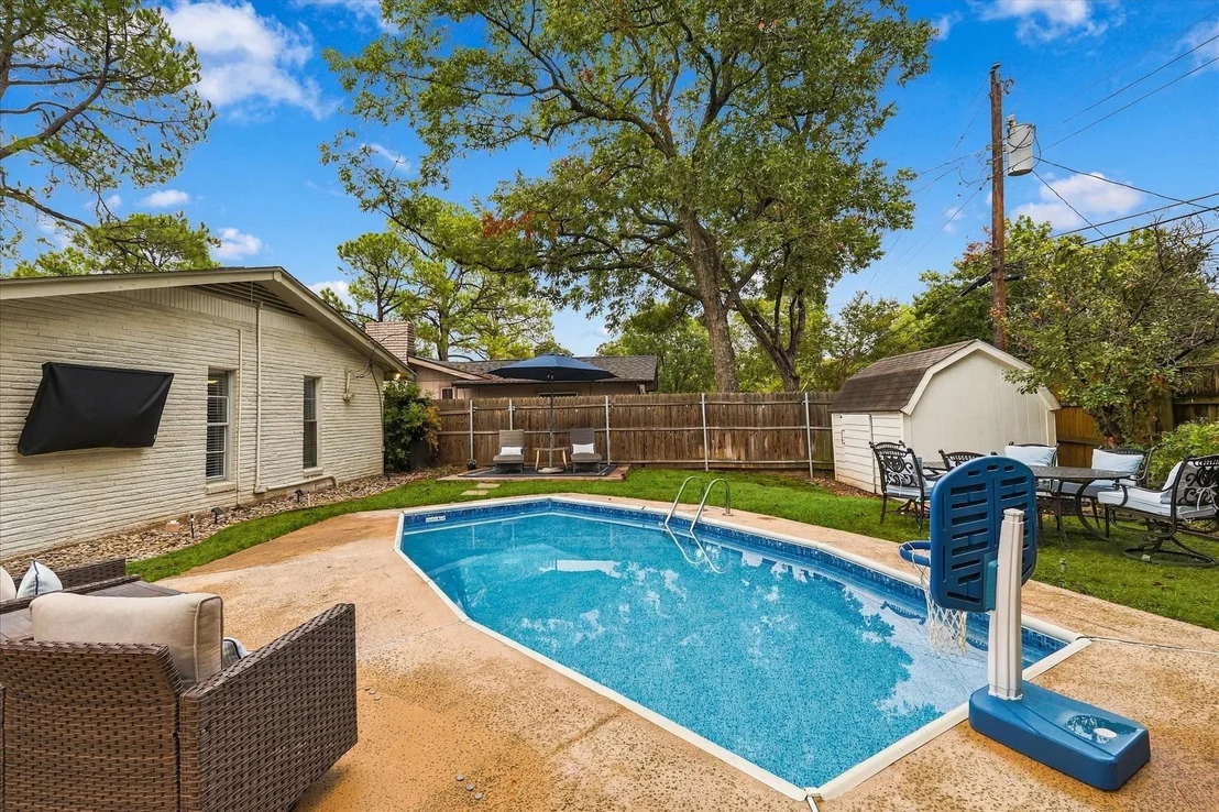 Photo of 306 W Northgate Drive