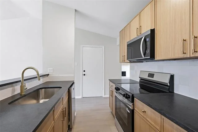 Photo of 1516 Hendrick Drive