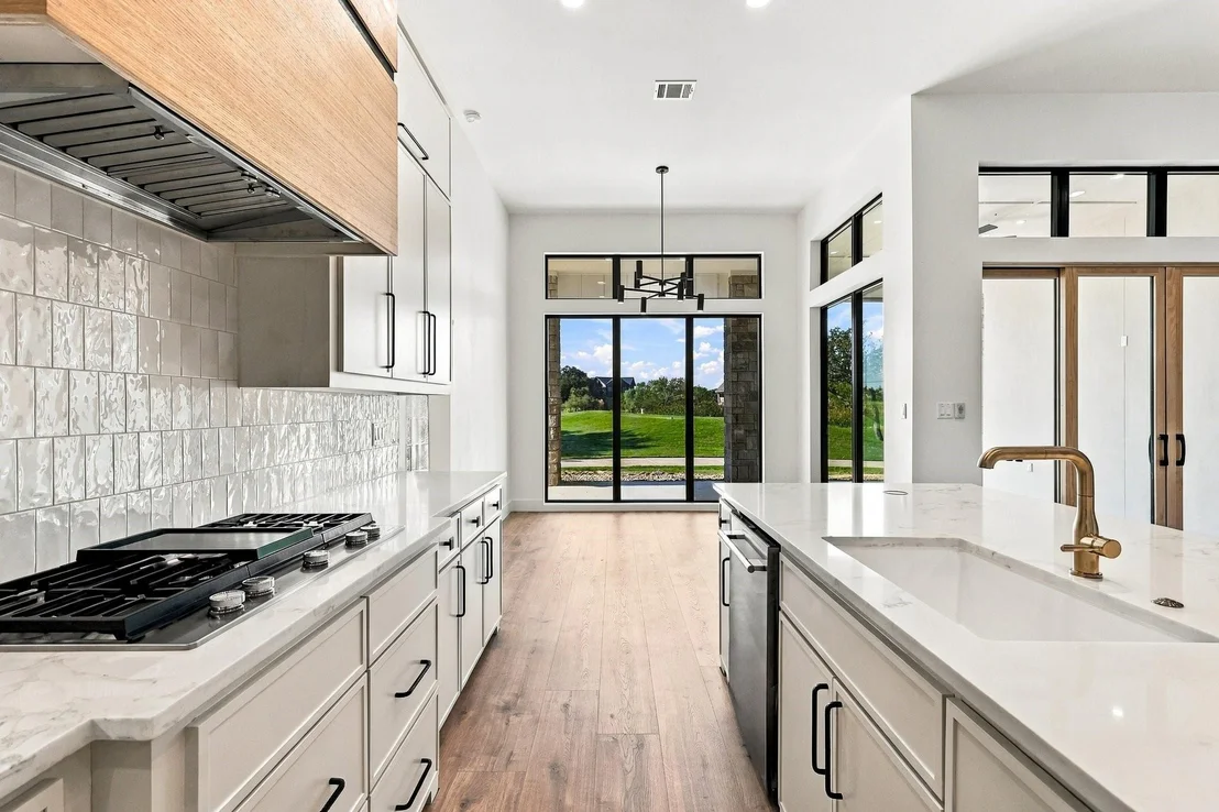 Photo of 125 Oyster Bay