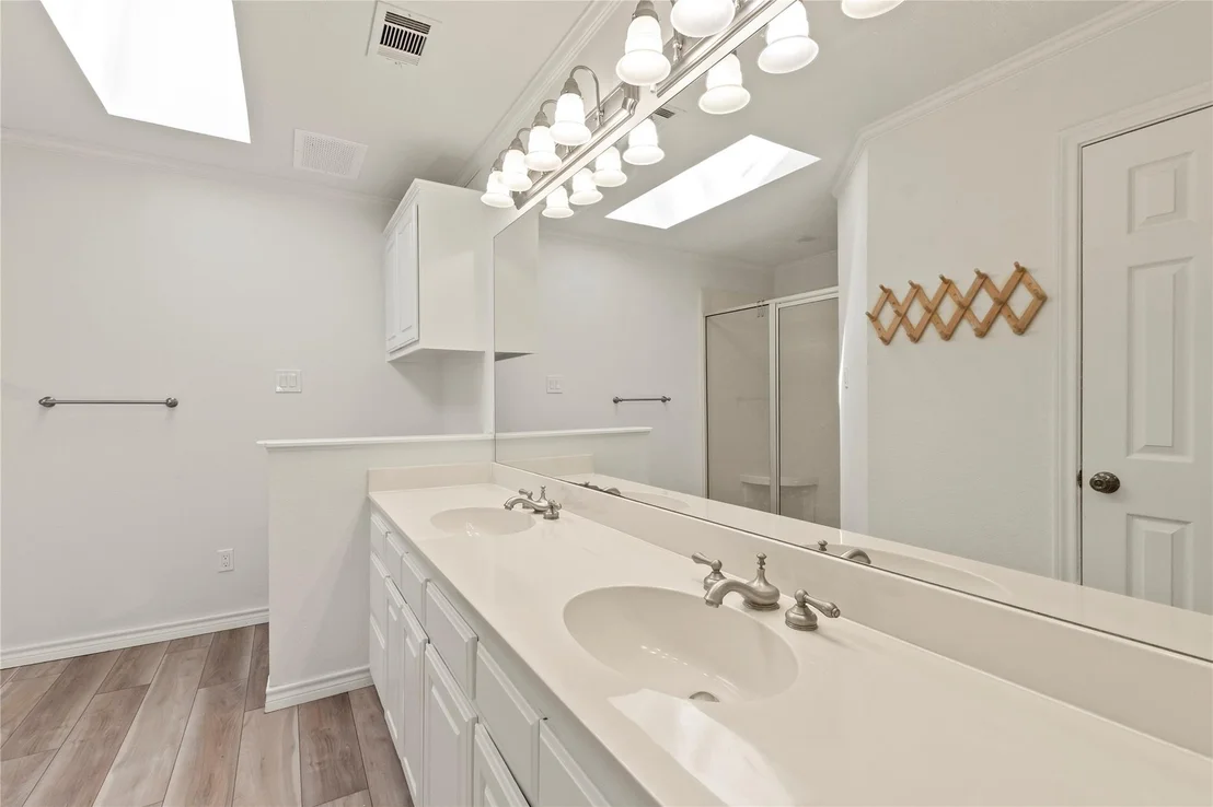 Photo of 1611 Emma Drive