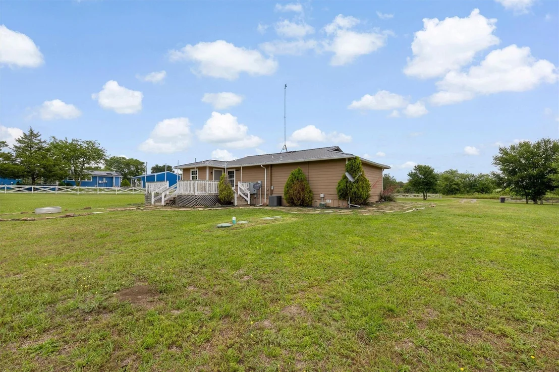 Photo of 5732 Emilia Way