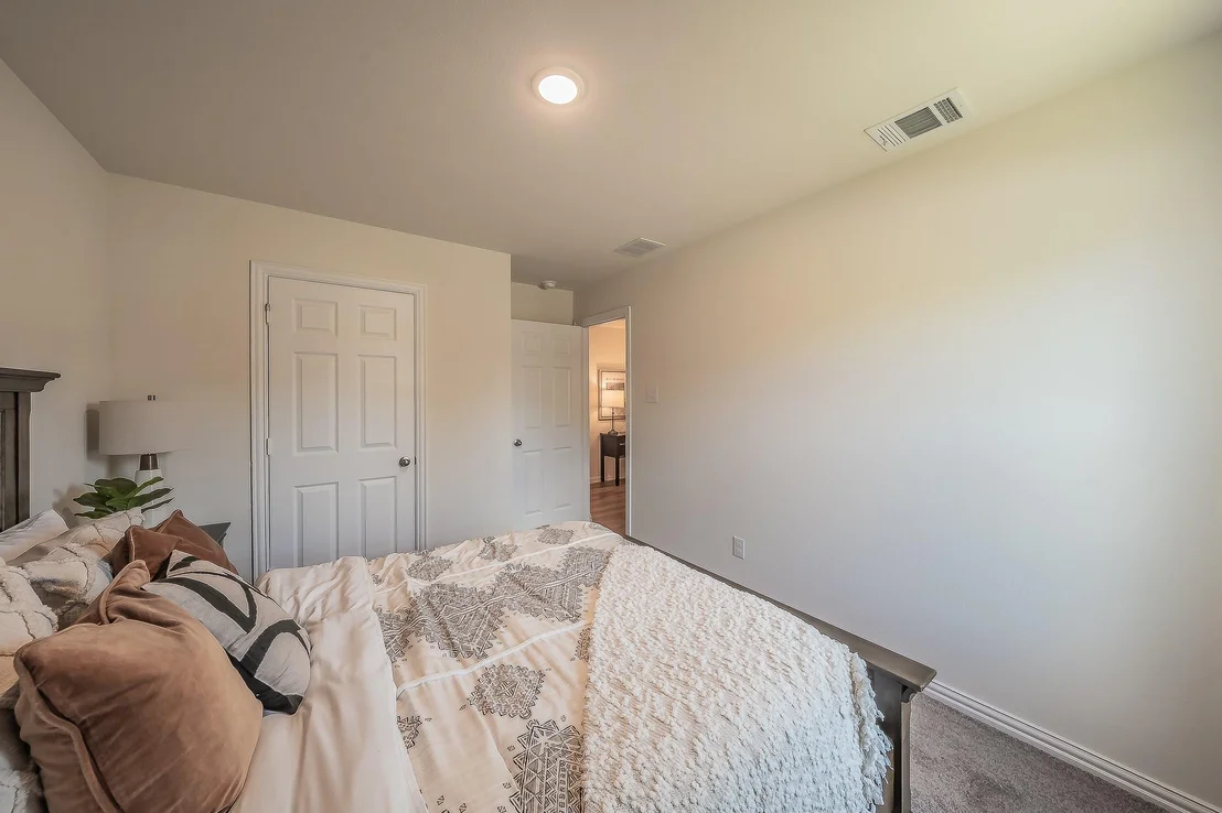 Photo of 440 Rose Avenue