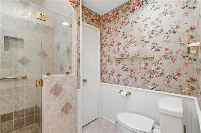 Photo of 1512 Cliffbrook Drive
