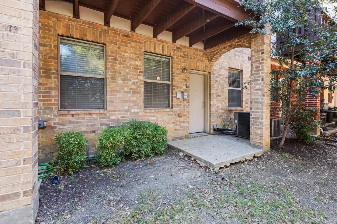 Photo of 1530 Biltmore Lane