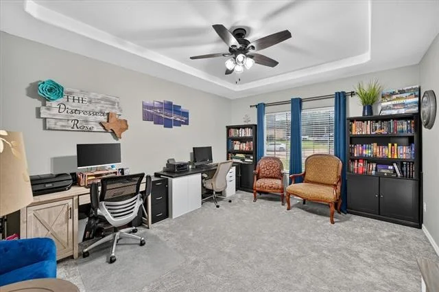 Photo of 851 Bridle Path