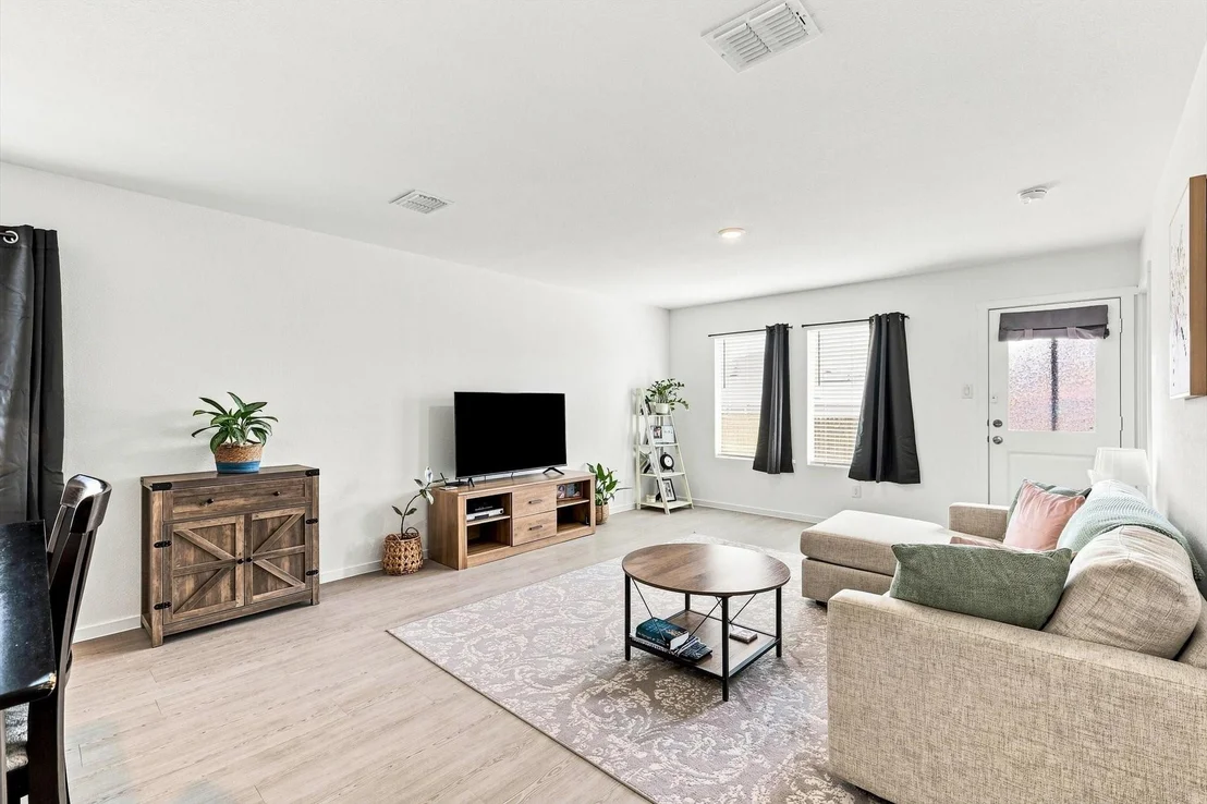 Photo of 1012 Calley Pear Trail