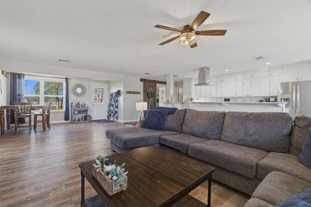 Photo of 143 Mohave Drive E