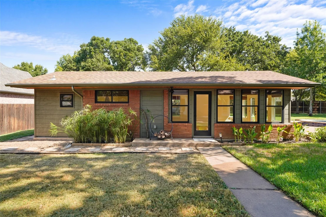Photo of 1417 Sylvan Drive