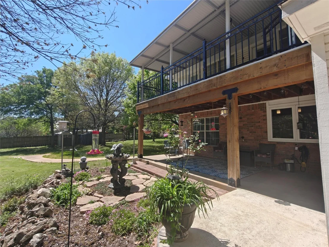 Photo of 5210 Cliff Haven Drive