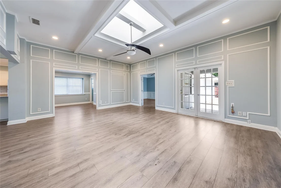 Photo of 2300 San Gabriel Drive