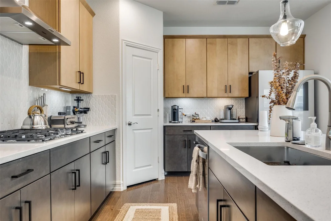 Photo of 8507 Craig Mews