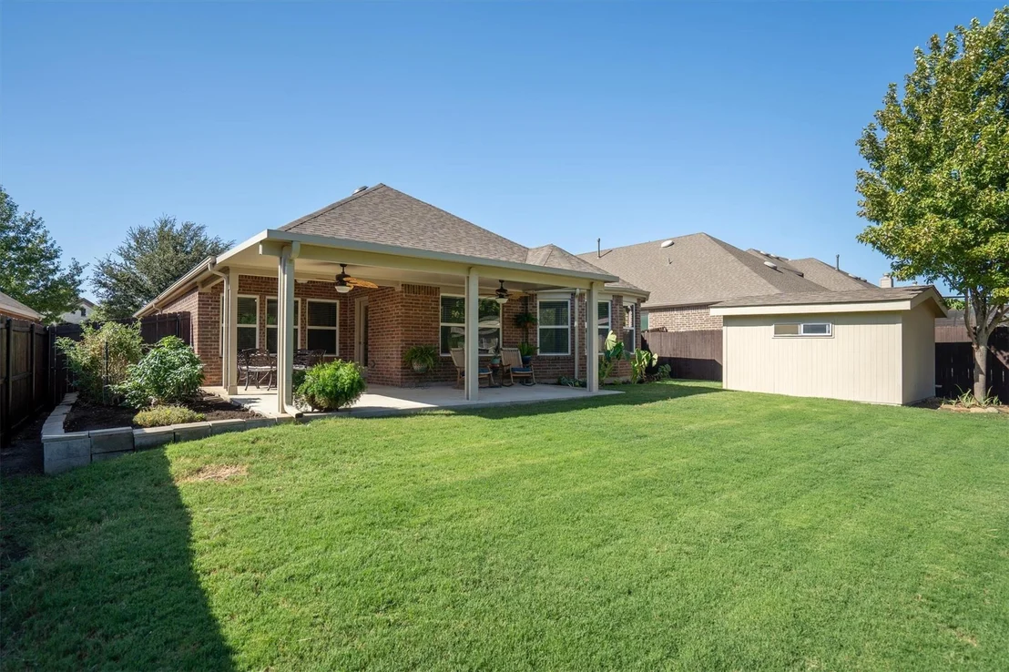 Photo of 6424 Roaring Creek