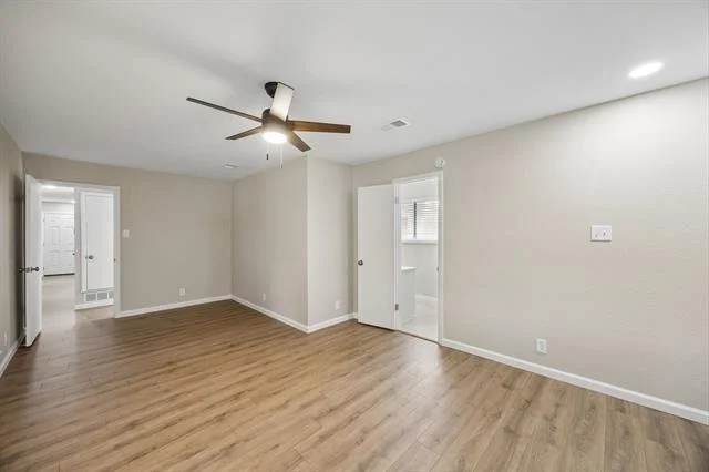 Photo of 417 Oxford Drive